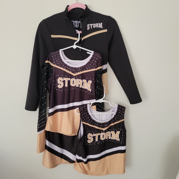 Cheerleader Halloween Costume - Picture 1 of 9